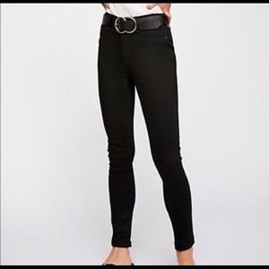 Free People High Waisted Black Stretchy Skinnies